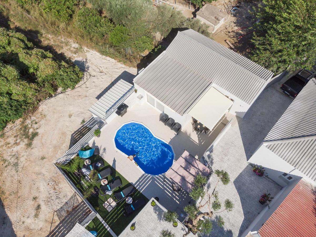 B&M Villas Metochi Siriliou Exterior photo